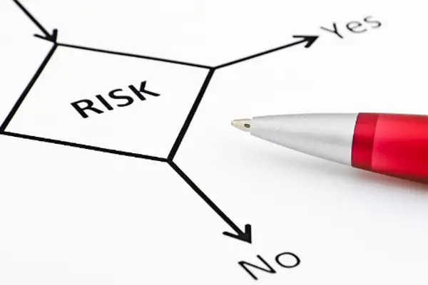 Valgboks i flytskjema ja eller nei med rød penn